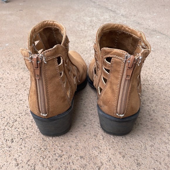 tan booties with cutouts - Picture 4 of 4